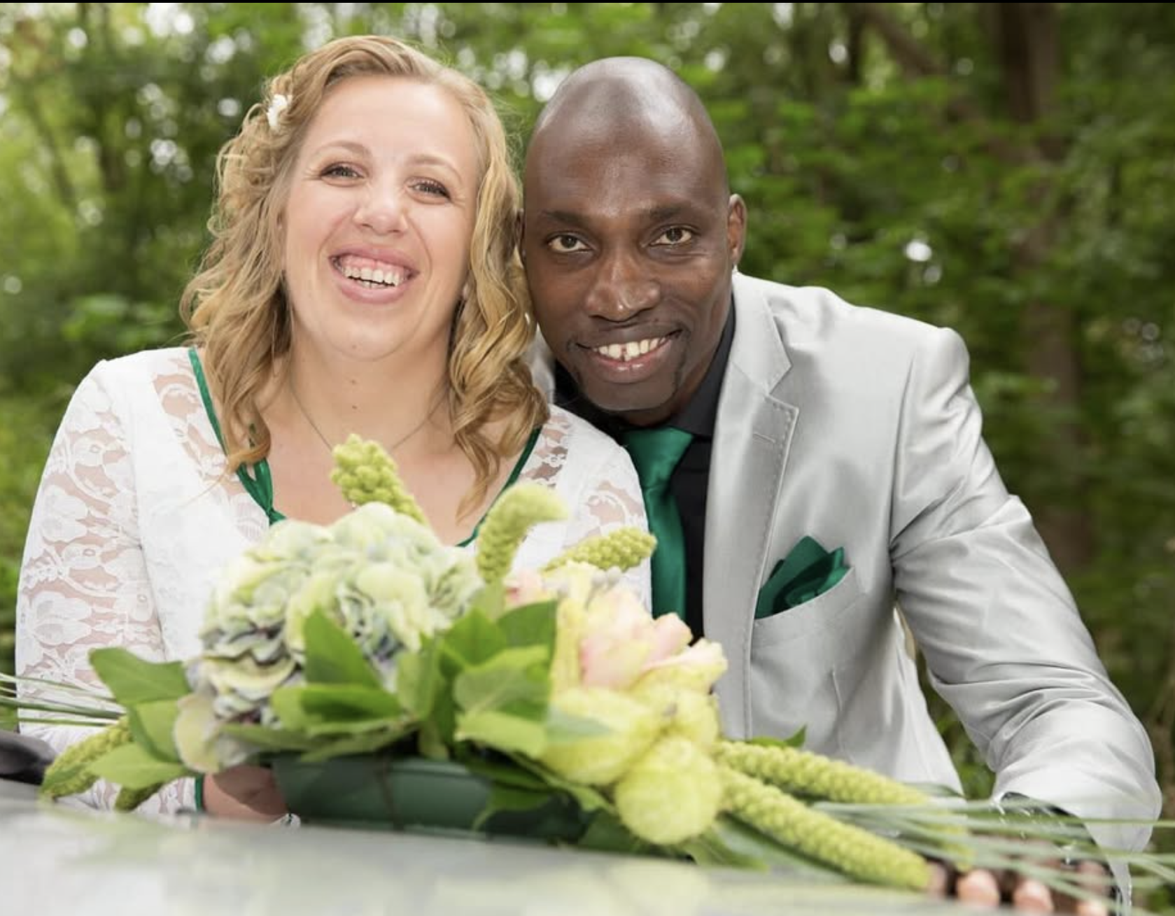 Clement en Lisa van Engel op hun trouwdag